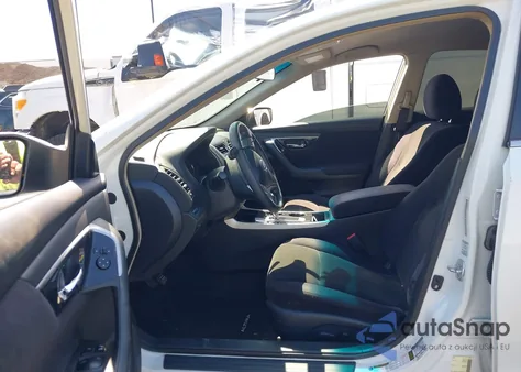 2013 Nissan Altima 2.5 S z USA, uszkodzony, nr VIN 1N4AL3AP4DN535498